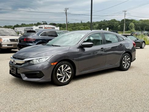 Used 2016 Honda Civic EX image 6