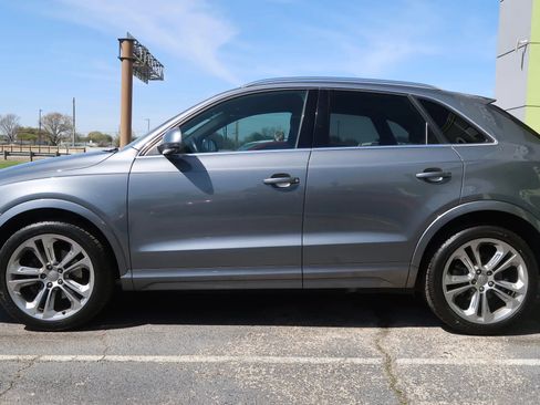 Used 2016 Audi Q3 2.0T Premium Plus w/ Technology Package FWD image 7