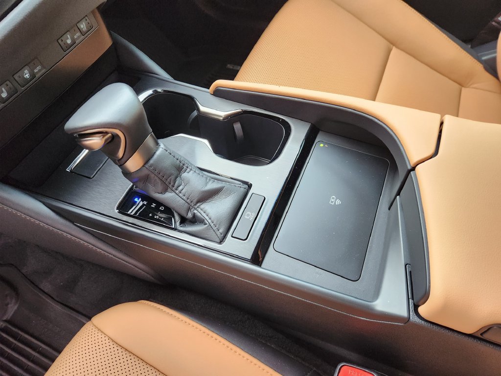Certified 2024 Lexus ES 350 w/ Premium Package FWD image 19