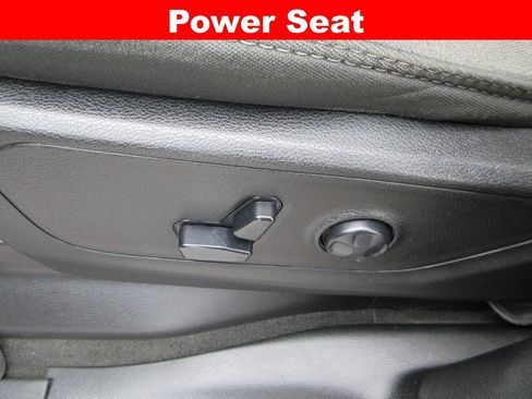 Used 2020 RAM 1500 Big Horn AWD/4WD image 25