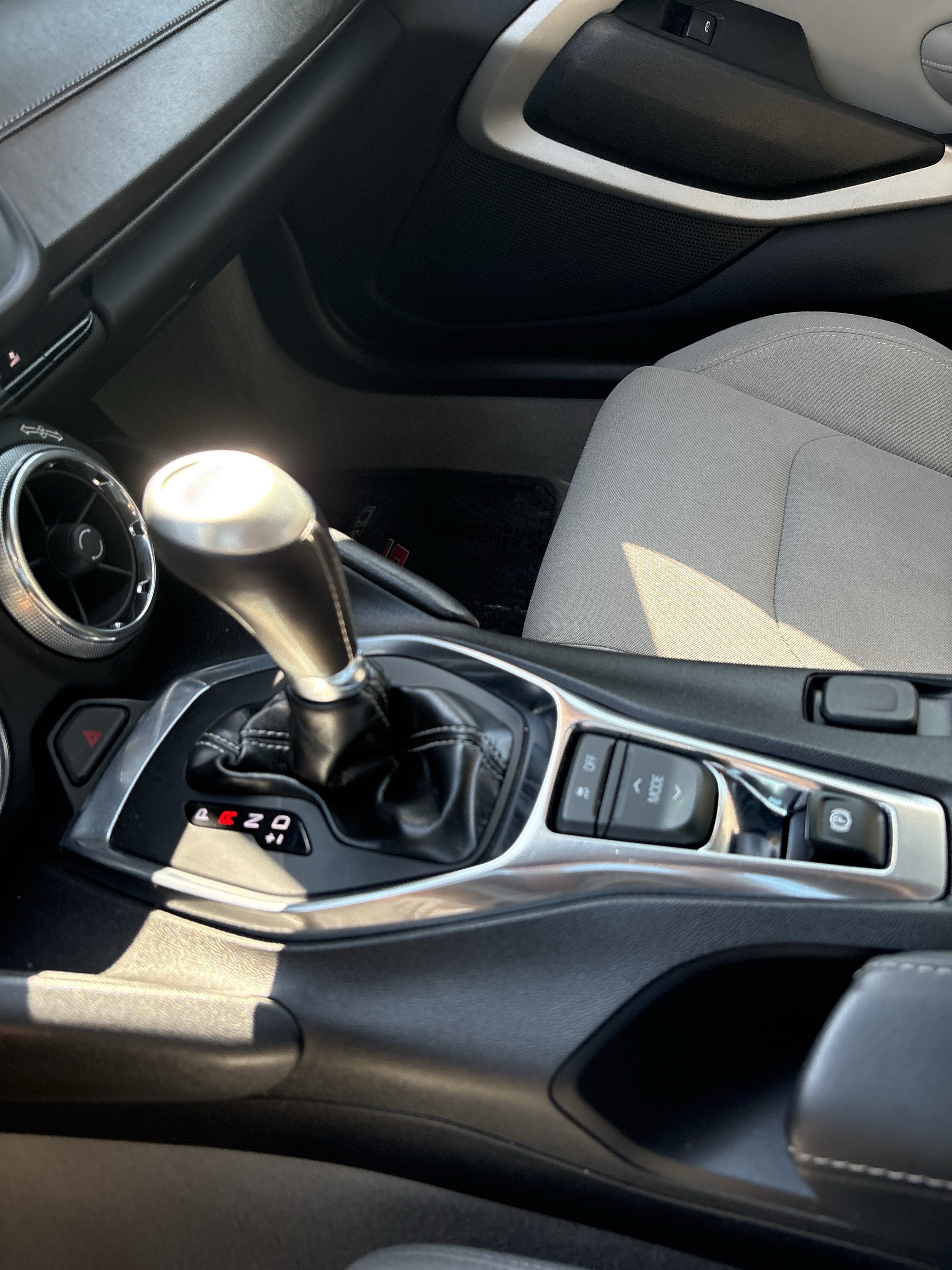 Used 2018 Chevrolet Camaro LT w/ RS Package RWD image 32