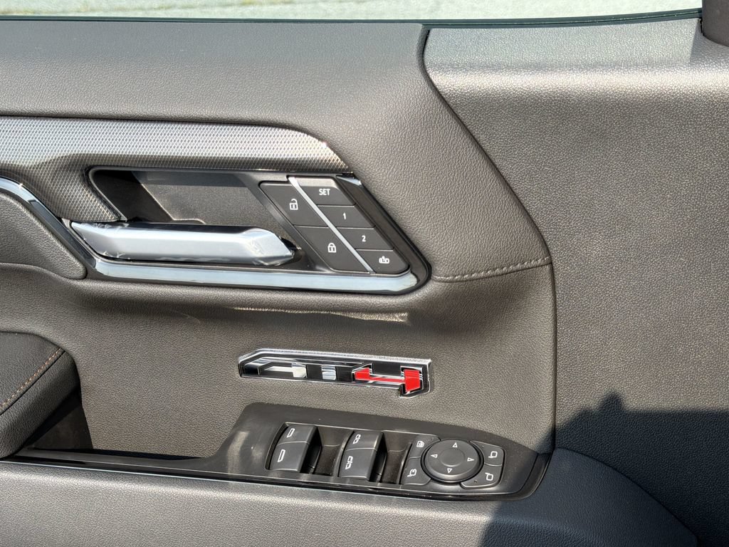 New 2026 GMC Sierra 1500 AT4 w/ Technology Package AWD/4WD image 14