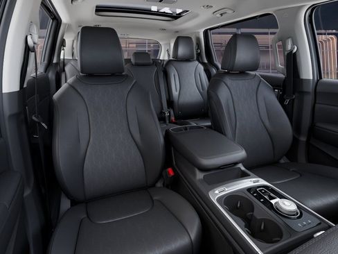 New 2026 Kia Carnival SX FWD image 16