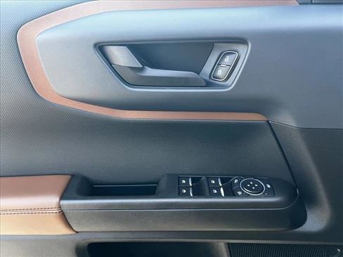 Used 2022 Ford Bronco Sport Outer Banks image 11