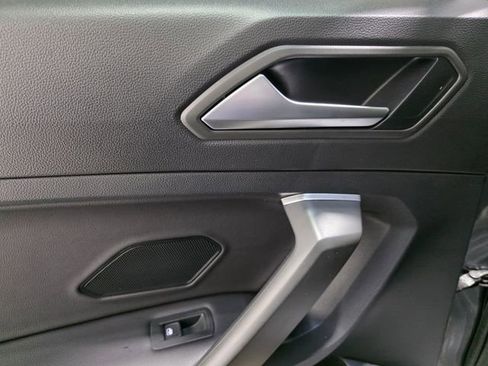 Certified 2024 Volkswagen Tiguan S image 27