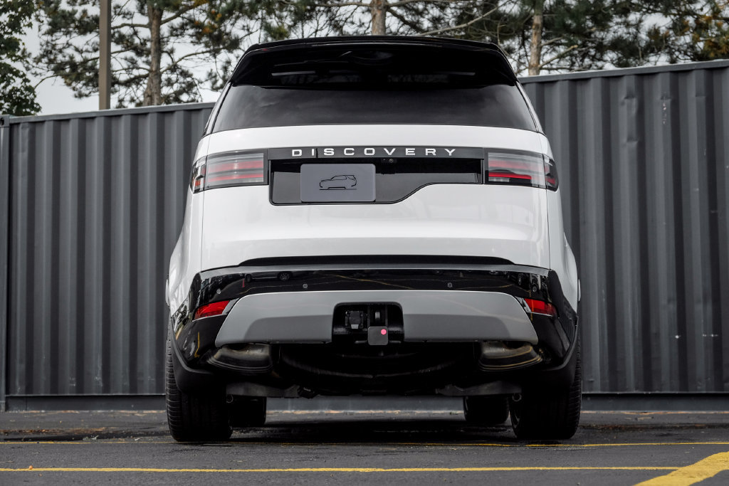 New 2026 Land Rover Discovery Limited Edition AWD/4WD image 7