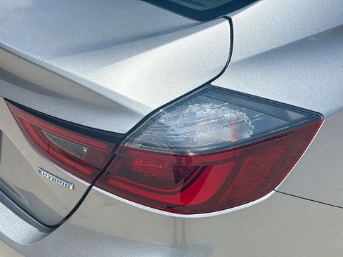 Used 2020 Honda Insight EX image 22