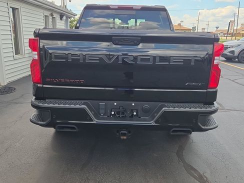 Used 2022 Chevrolet Silverado 1500 RST w/ Redline Edition AWD/4WD image 6