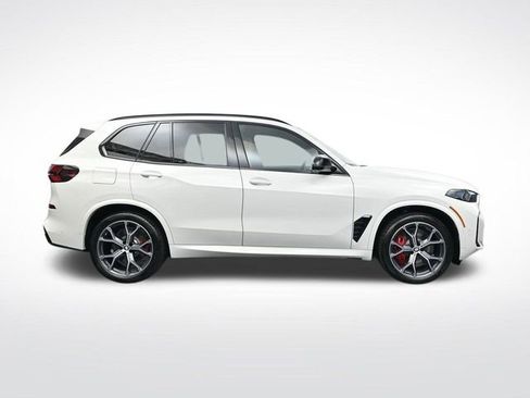 New 2026 BMW X5 M60i w/ Climate Comfort Package image 3