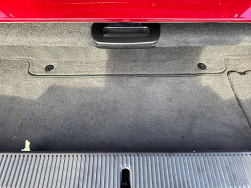 Used 2005 Cadillac XLR image 42