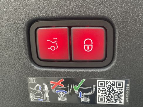 Certified 2026 Mercedes-Benz CLE 53 AMG 4MATIC Coupe image 12