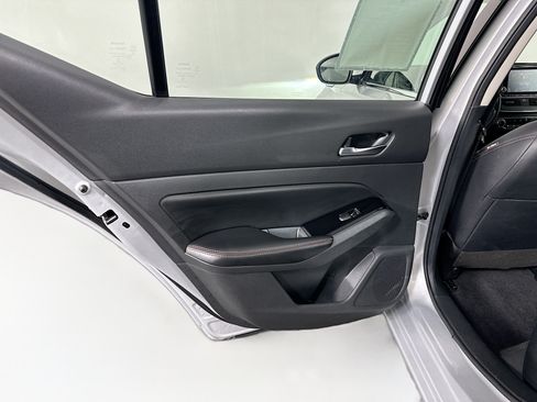 Used 2024 Nissan Altima 2.5 SR FWD image 26
