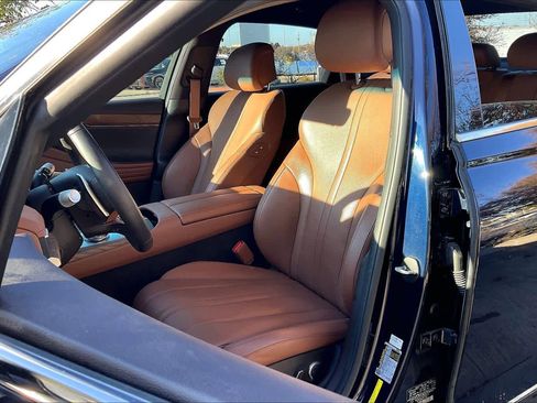 Used 2024 Genesis G80 image 6