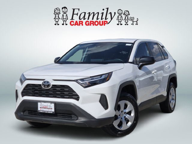 Used 2025 Toyota RAV4 LE FWD image 1
