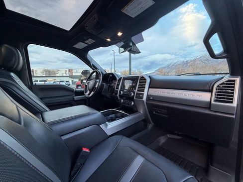 Used 2019 Ford F350 Platinum w/ Platinum Ultimate Package image 17