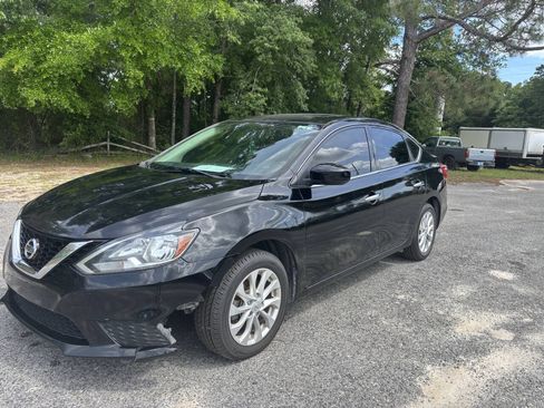 Used 2017 Nissan Sentra SV w/ Style Package FWD image 2