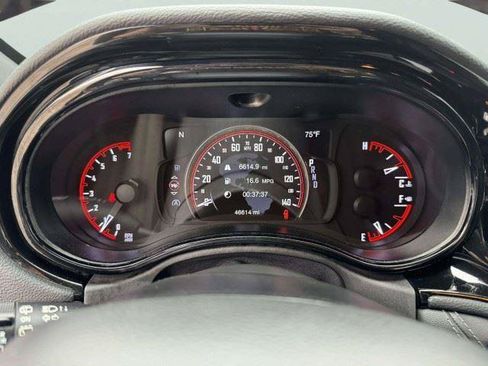 Used 2022 Dodge Durango GT RWD image 27