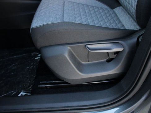 New 2025 Volkswagen Tiguan S FWD image 18