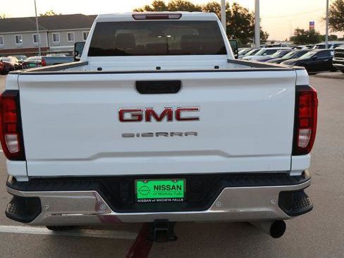 Used 2025 GMC Sierra 2500 Pro w/ 1SA Pro Safety Plus Package AWD/4WD image 8