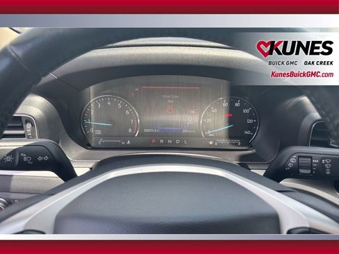 Used 2023 Ford Explorer XLT w/ Equipment Group 202A image 16