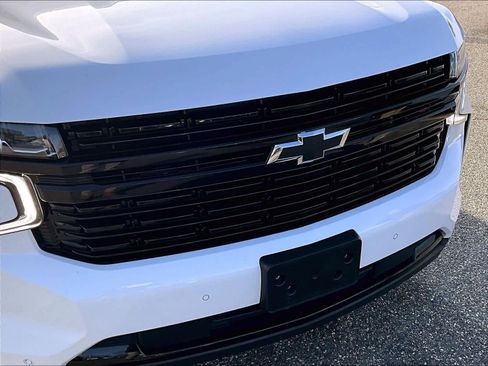 Certified 2024 Chevrolet Tahoe RST image 32