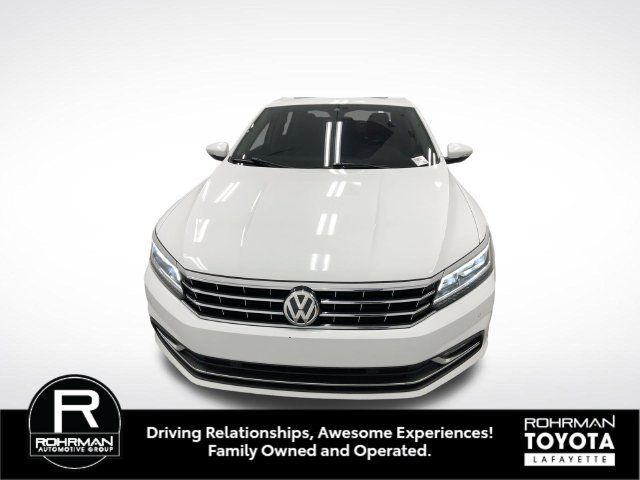 Used 2018 Volkswagen Passat 3.6 SEL Premium FWD image 10