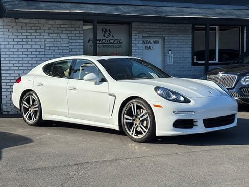 Used 2015 Porsche Panamera S RWD image 7