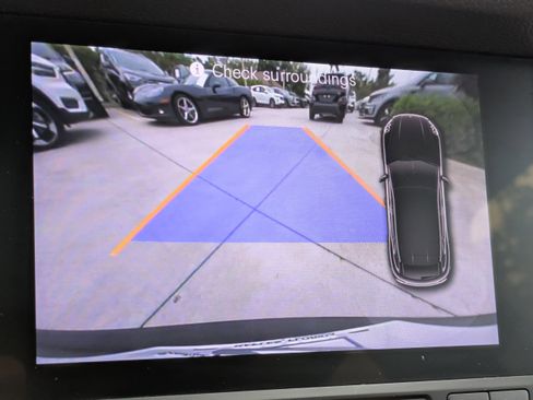 Used 2018 Porsche Macan image 29