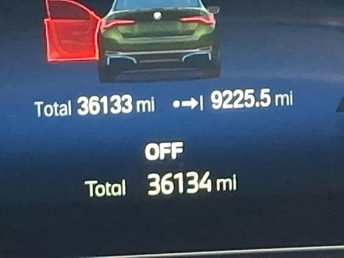 Used 2023 BMW i4 eDrive35 w/ Premium Package image 26