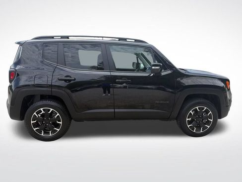 Used 2023 Jeep Renegade Latitude AWD/4WD image 14