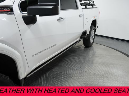 Used 2022 GMC Sierra 2500 Denali w/ Denali Ultimate Package image 6