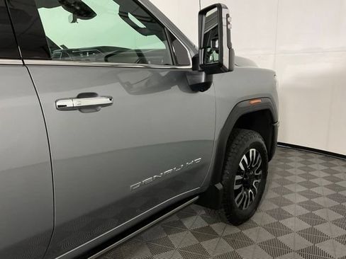 Used 2026 GMC Sierra 2500 Denali Ultimate w/ Snow Plow Prep/Camper Package AWD/4WD image 9