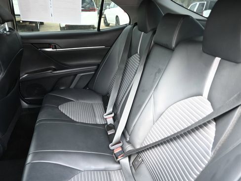 Used 2023 Toyota Camry SE FWD image 19