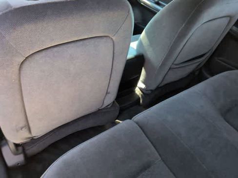 Used 2011 Chevrolet Impala LT FWD image 18