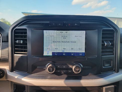 Used 2021 Ford F150 XL w/ Equipment Group 101A High AWD/4WD image 18