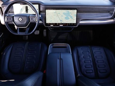 Used 2022 Rivian R1T Launch Edition image 21