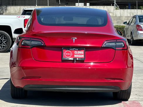 Used 2018 Tesla Model 3 Mid Range RWD image 8
