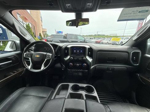 Used 2021 Chevrolet Silverado 1500 LT AWD/4WD image 20