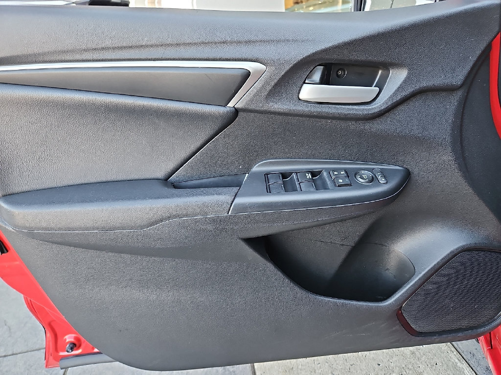 Used 2018 Honda Fit EX-L image 13