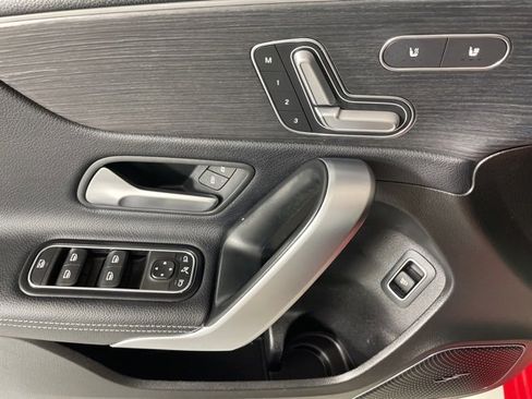 Used 2019 Mercedes-Benz A 220 4MATIC image 19