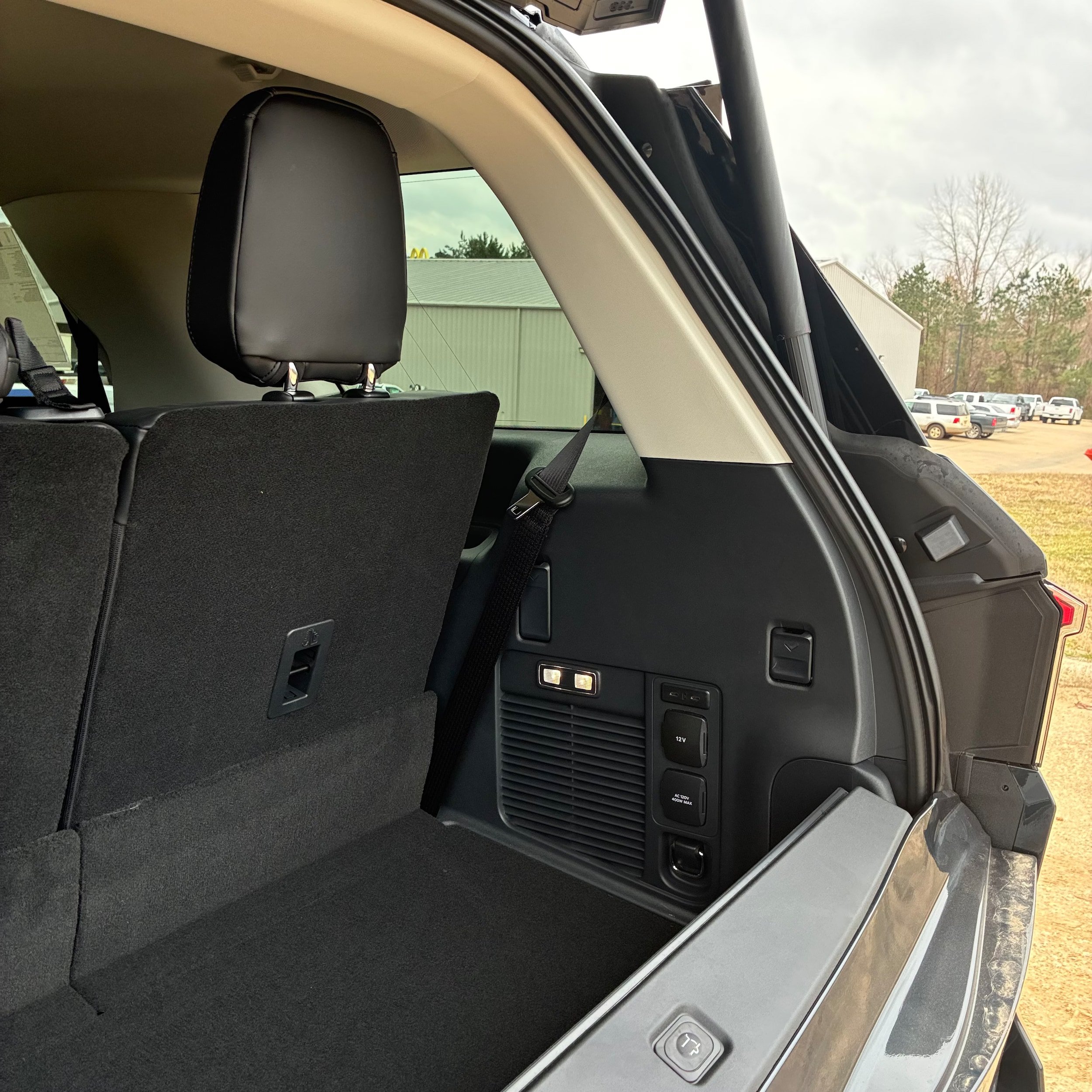 New 2025 Lincoln Navigator Reserve AWD/4WD image 8