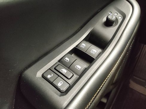 Used 2023 Jeep Grand Cherokee Altitude AWD/4WD image 27