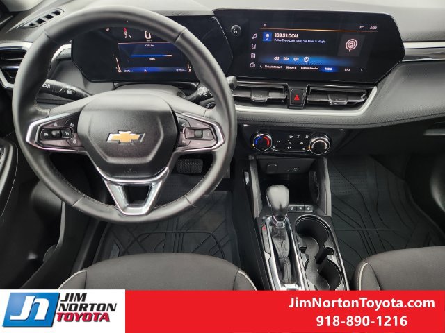 Used 2026 Chevrolet TrailBlazer LT w/ LT Cold Weather Package FWD image 27