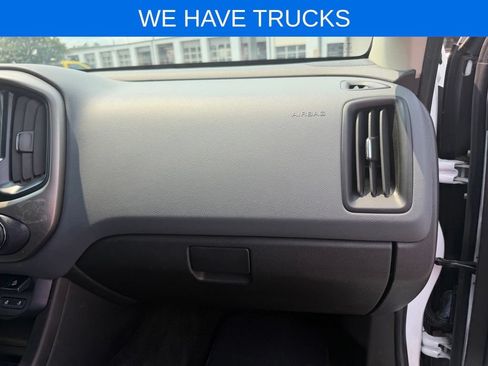 Used 2017 Chevrolet Colorado Z71 RWD image 34