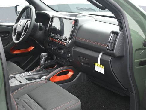 New 2026 Nissan Frontier PRO-4X w/ Pro-4x Convenience Package AWD/4WD image 6