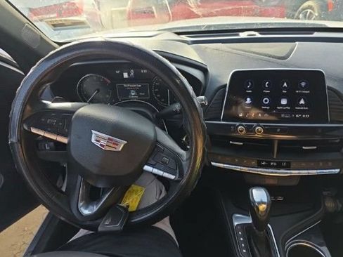 Used 2021 Cadillac CT4 Luxury w/ Sun And Sound Package RWD image 5