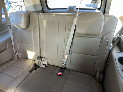 Used 2016 Chevrolet Suburban LTZ image 24