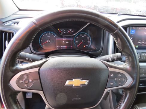 Used 2019 Chevrolet Colorado LT image 19