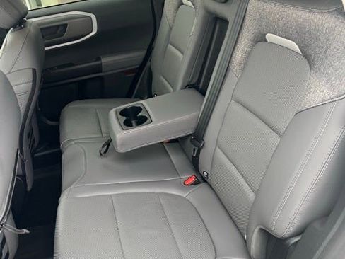 Used 2025 Ford Bronco Sport Badlands image 14