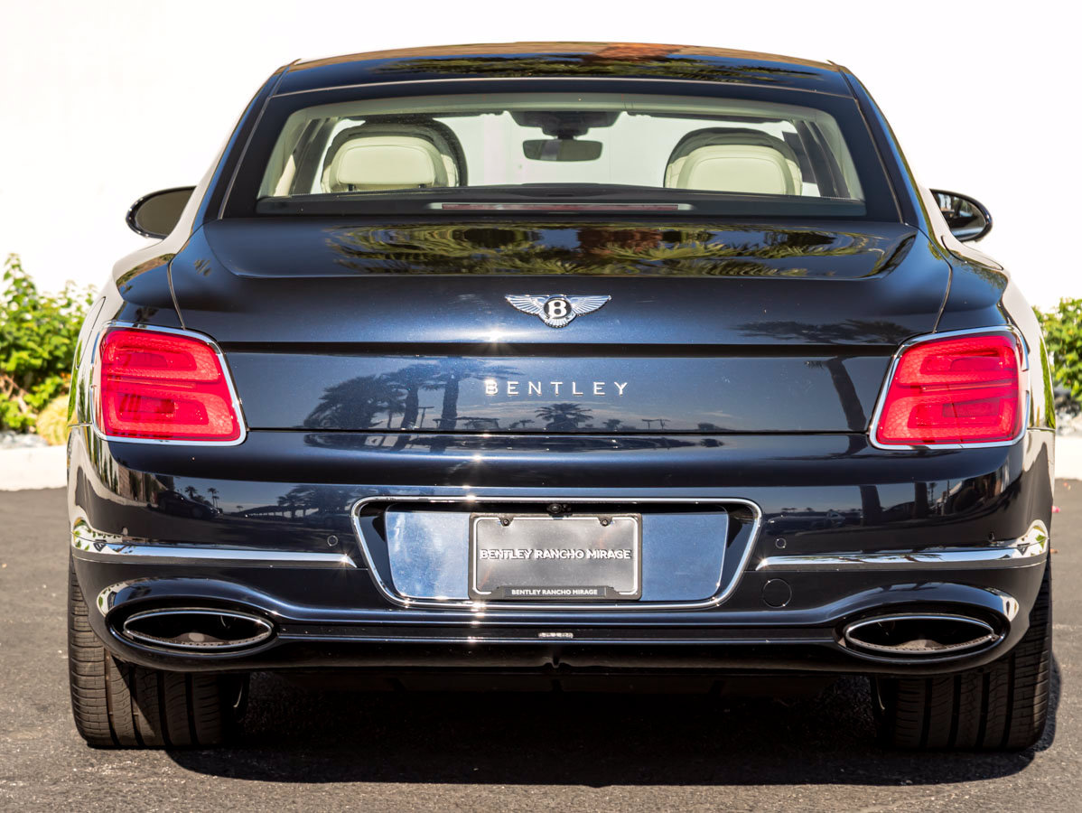 Used 2026 Bentley Flying Spur Azure AWD/4WD image 13